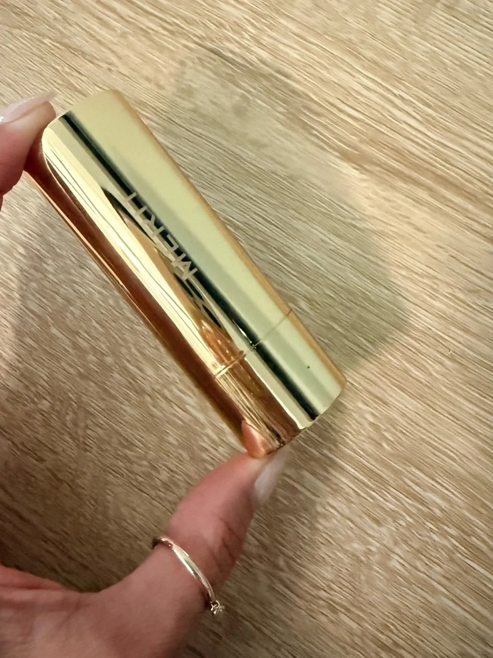 Merit bronzing contour shade Leo